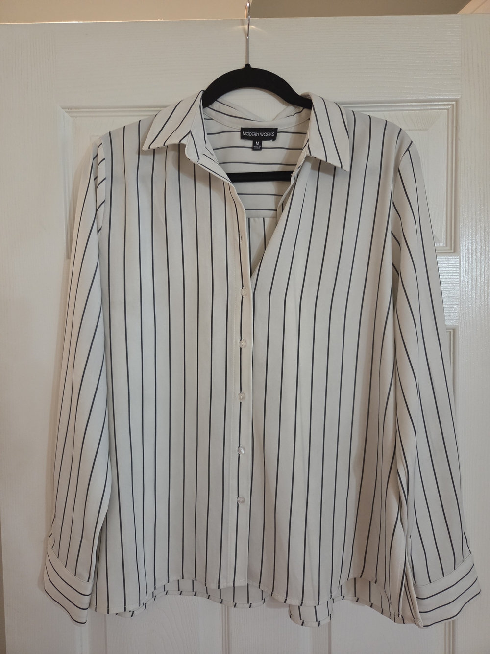 Modern Work White Vertical-Stripe Button Front Blouse